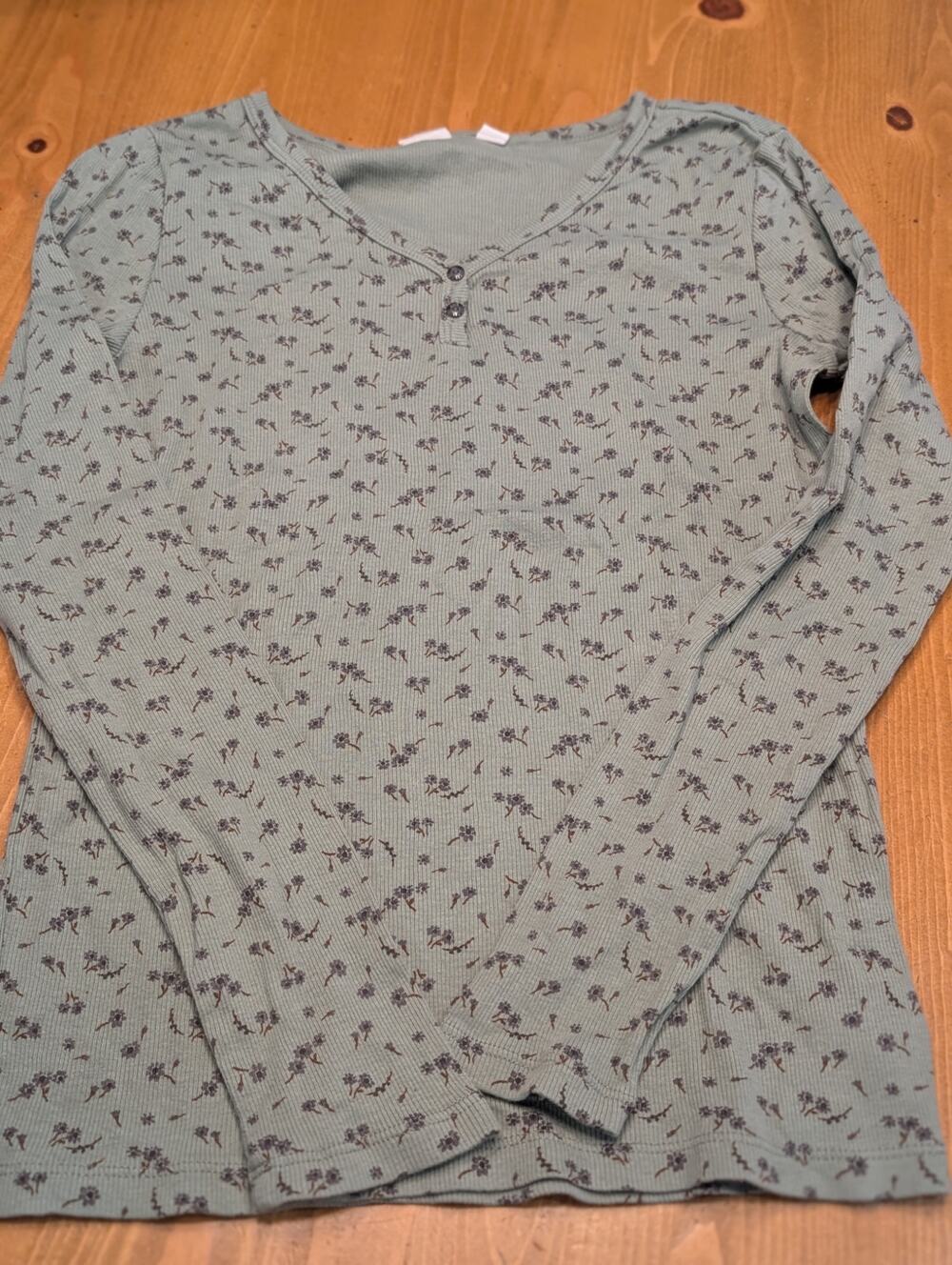 Gap Kids V-Neck Ribbed Henley, Sage Green, Blue Flowers, Girl's XXL 14/15, LN